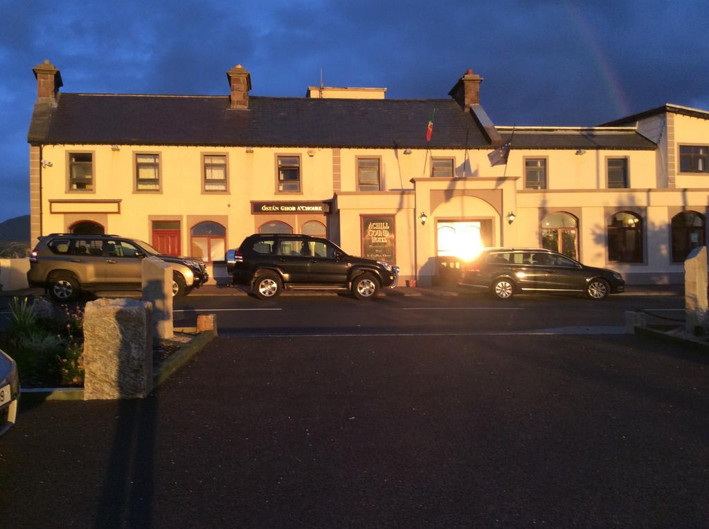 Achill Sound Hotel - Ostan Ghob A'Choire Esterno foto