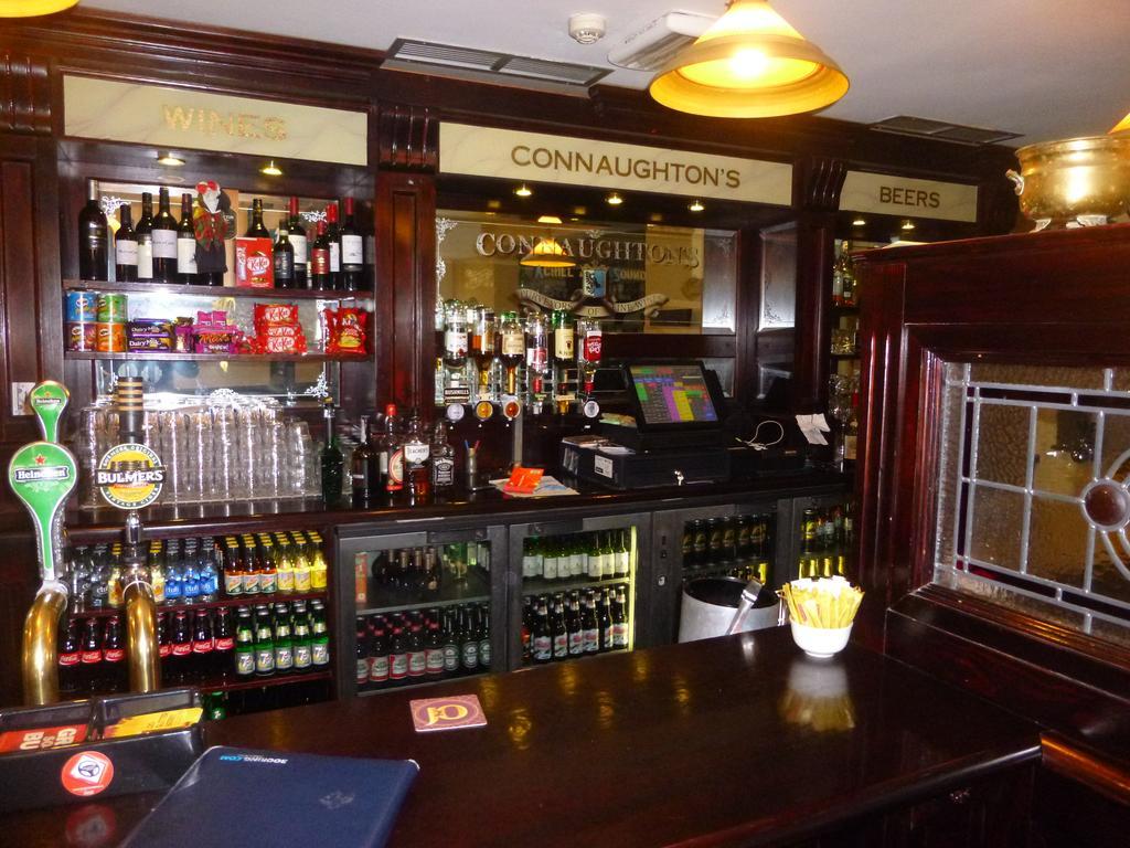 Achill Sound Hotel - Ostan Ghob A'Choire Esterno foto