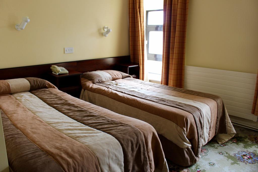 Achill Sound Hotel - Ostan Ghob A'Choire Esterno foto